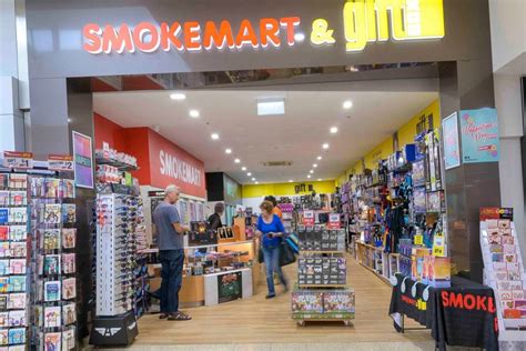 smokemart & giftbox stores